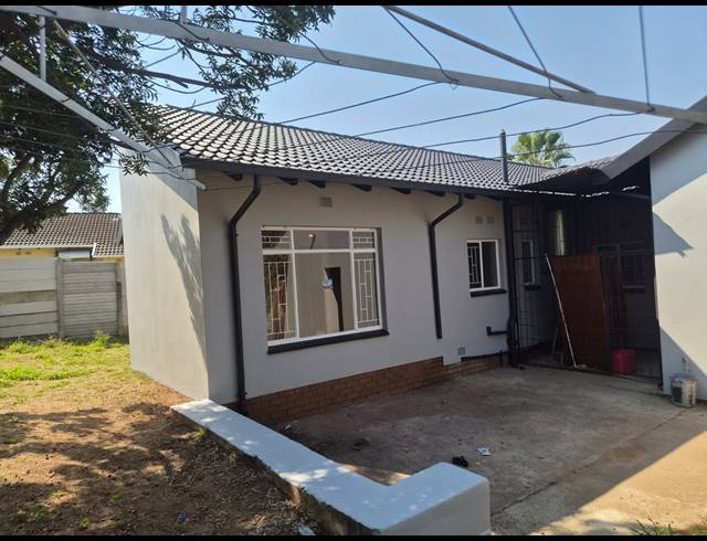 4 BEDROOM HOUSE FOR SALE IN GEELHOUTPARK